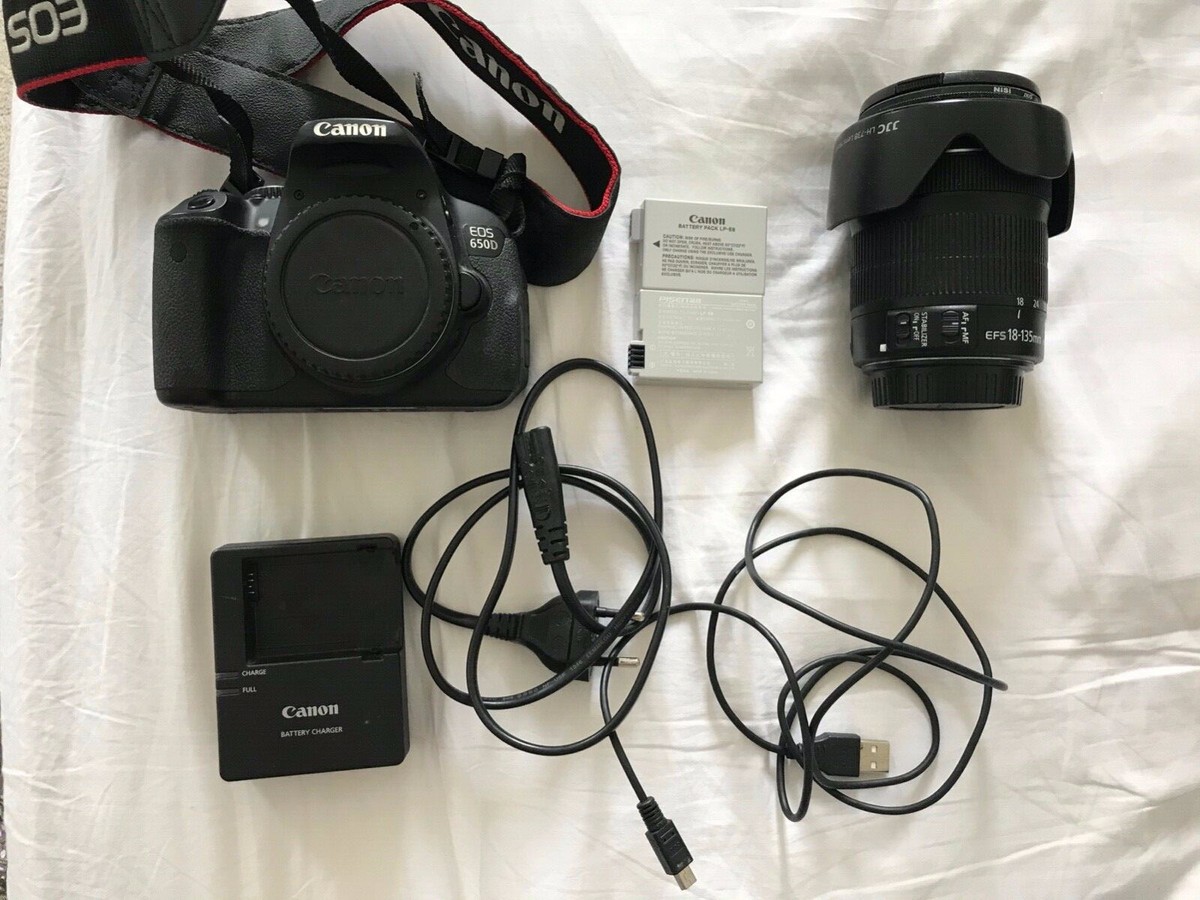 canon 650d camera with efs 18-135mm - Main Image