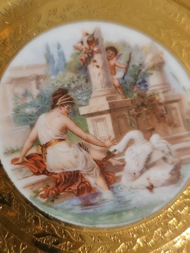 T&V LIMOGES 6 Coppe Doppio Manico Crema Oro Incrostate Scene Dipinte a Mano RARE - Foto 14 di 20