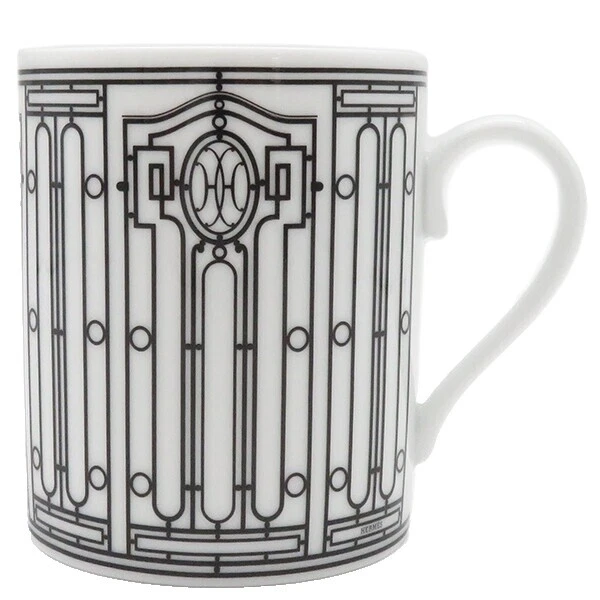 HERMÈS Porcelain Cups & Saucers