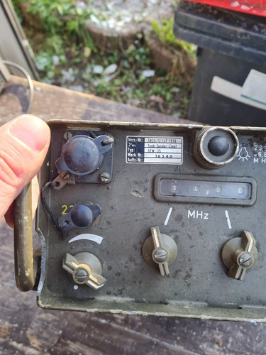 Bundeswehr Funk Sender Empfänger Funkgerät SEM 35 BW 2 - Bild 3 von 6