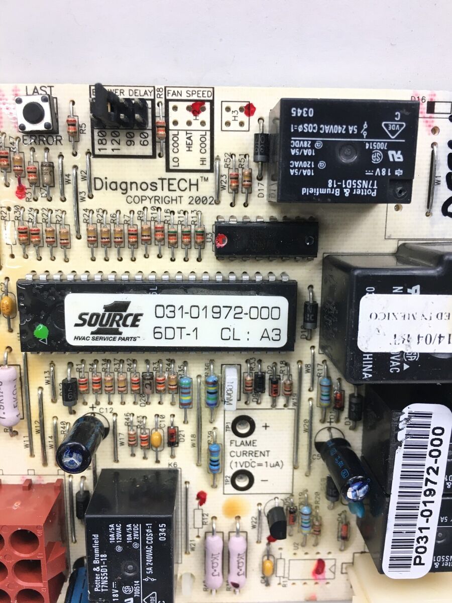 York Luxaire Coleman 031-01972-000 Control Circuit Board 6DT York Luxaire Coleman 031-01972-000 Control Circuit Board 6DT