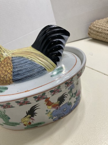Vintage Chinese Hand painted porcelain rooster chicken tureen - Picture 5 of 15