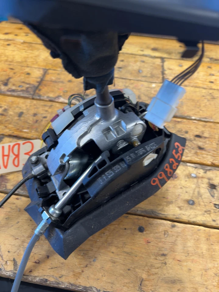 2004-06 BMW X5 Automatic Floor Gear Shift Knob Boot and Shifter Switch Assy OEM - Image 3 of 4