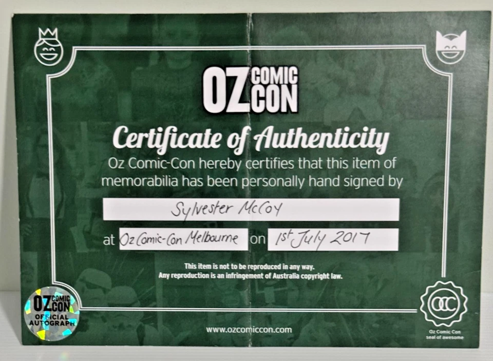 Funko POP! Materialising Tardis Supersize #227 firmado con certificado de autenticidad Sylvester McCoy. Foto 3 de 4