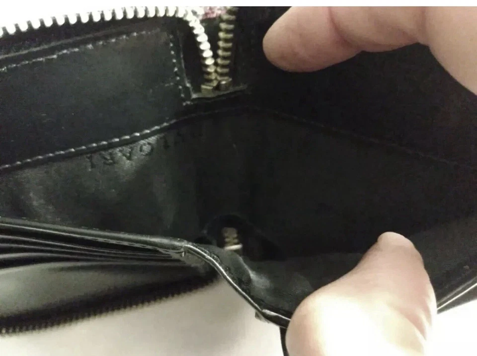 Carteira bifold dupla de lona monograma vintage Bvlgari com - Imagem 4 de 4