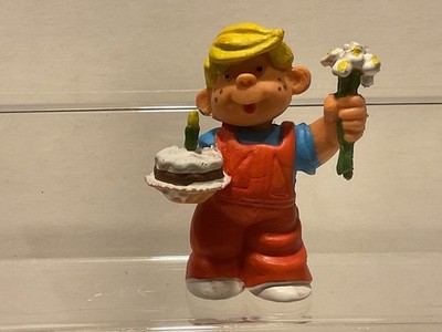 Dennis the menace/ Daniel Star Toys PVC Figur : Dennis mit Kuchen und Blumen