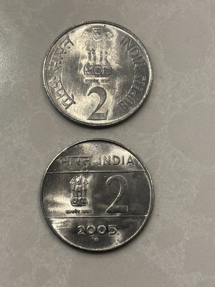 2 India 2 Rupee Coins 2005 & 2010 Platinum Jubilee Reserve Bank Of India UNC #12 - Image 2 of 2
