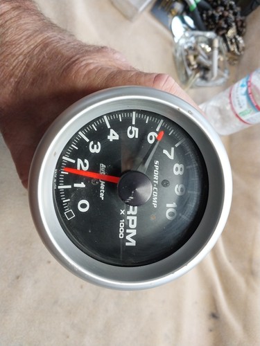 Auto Meter Tachometer Gauge - 0-10,000 rpm With old school aluminum mount. - Bild 5 von 13