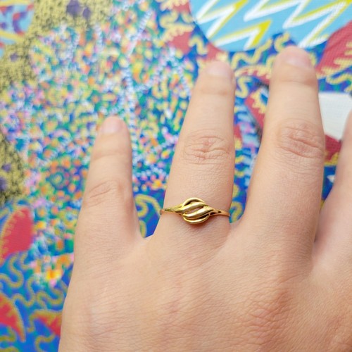 Vintage 9K 9ct Solid Dainty Gold Baguette Wave Ring, size 6.5 - Picture 11 of 17