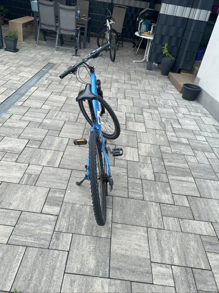 Fahrrad In Blau - Bild 4 von 4