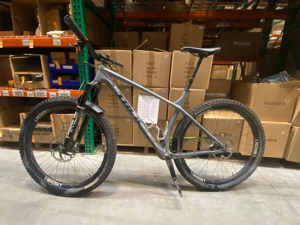 Bicicleta de montaña Trek Stache carbono de una sola velocidad construcción personalizada suspensión RockShox  Foto 4 de 4