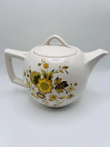 Vtg McCoy Pottery Teapot White Yellow Floral 1970's #140 Matte Stoneware