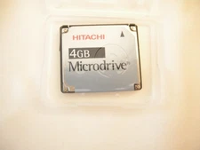 Hitachi 4 GB Microdrive CF+Type II HMS360604D5CF00