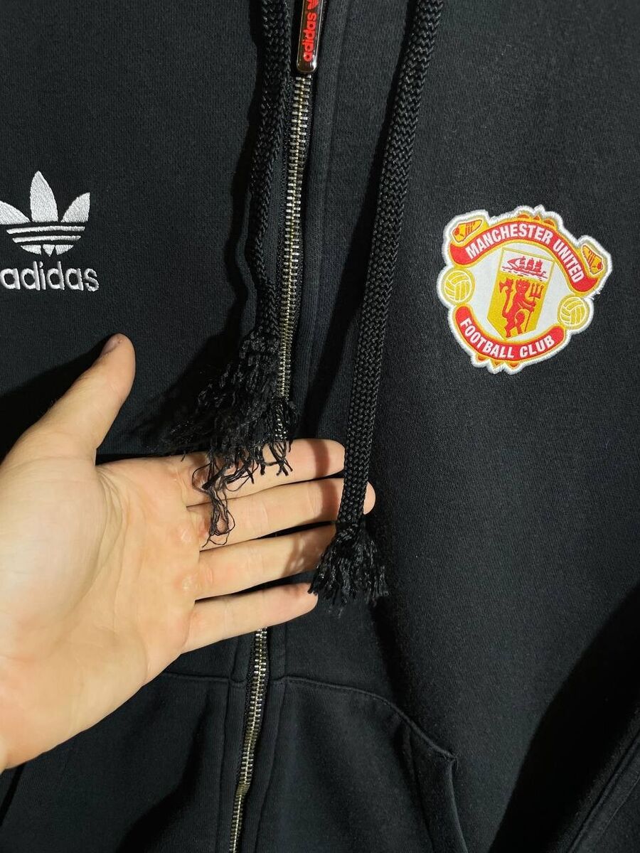 Manchester United Training Retro Football Fleece FZ Hoody Manchester United Training Retro Football Fleece FZ Hoody
