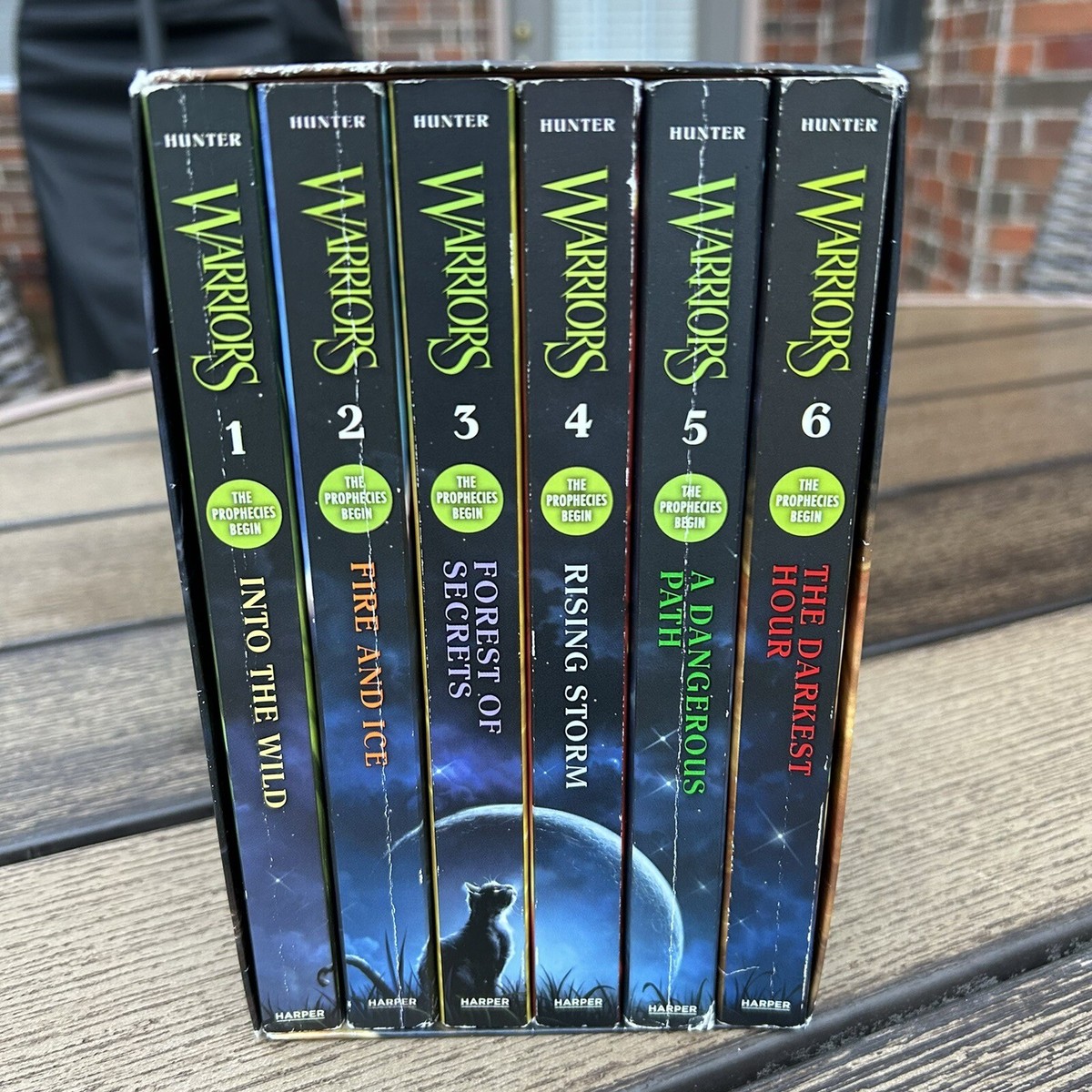Warriors Box Set: Volumes 1 to 6: The Complete First Series