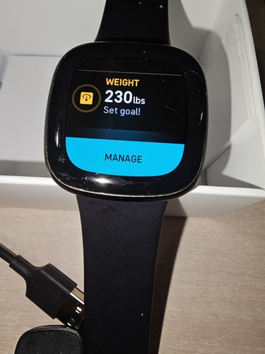 Watch LTE With Fitbit Matte - Black - Picture 4 of 5