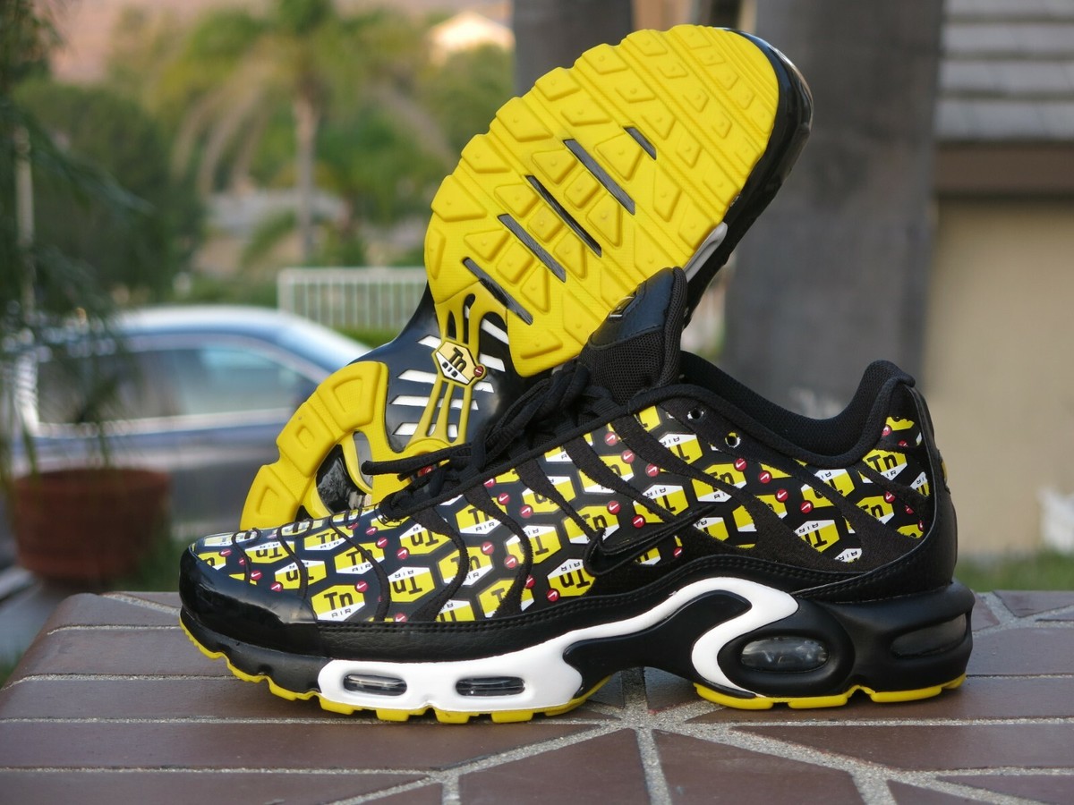 Nike Air Max Plus QS Men's Running, Cross Training Sneakers Nike Air Max Plus QS Men's Running, Cross Training Sneakers