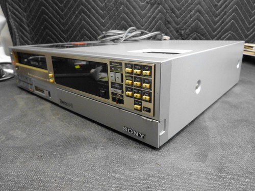 Vintage SONY BETAMAX SL-2710 - *SERVICED* - Picture 13 of 15