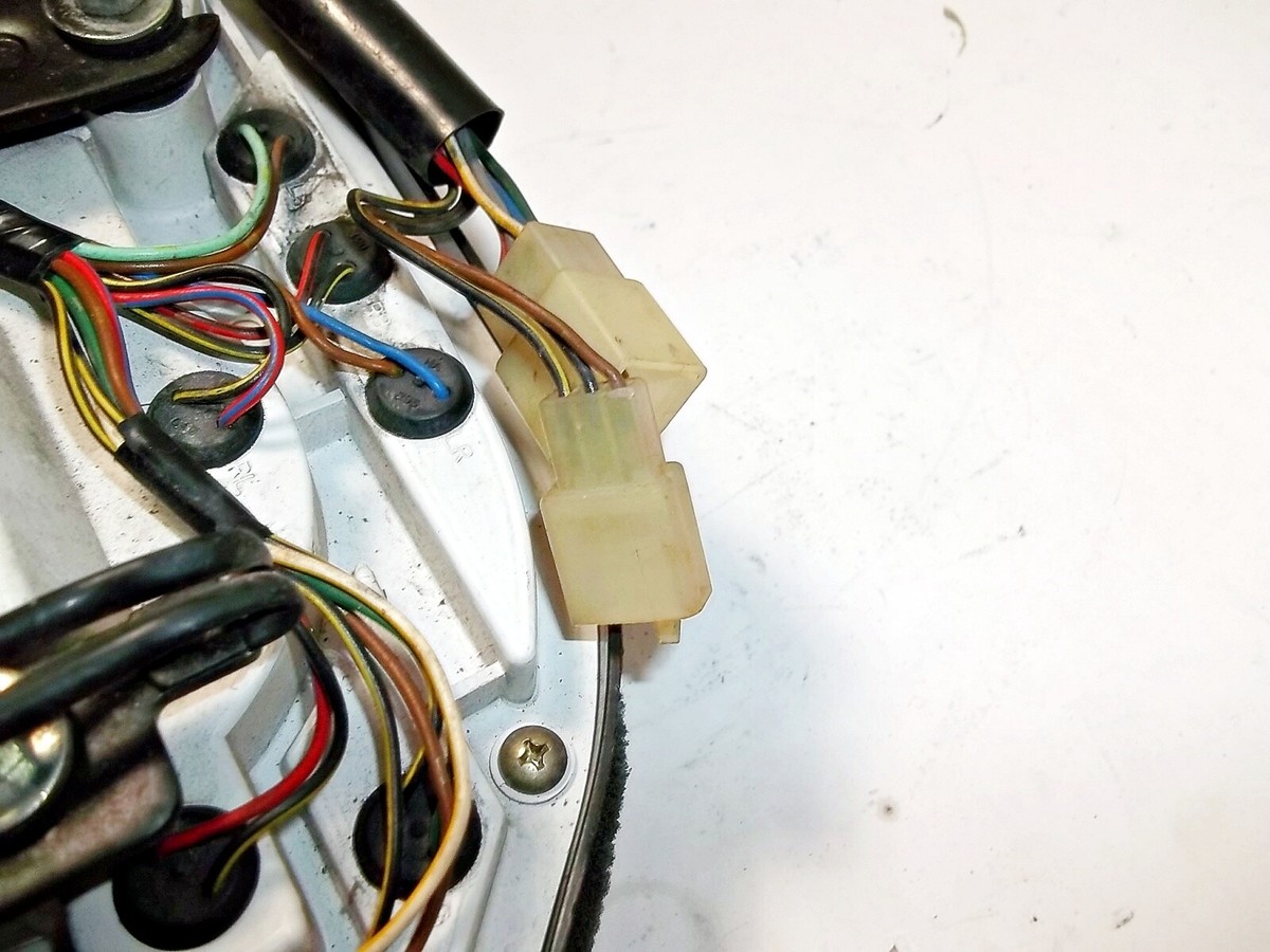 KAWASAKI ZX600 NINJA SPEEDOMETER INSTRUMENT PANEL 25005-1530 KAWASAKI ZX600 NINJA SPEEDOMETER INSTRUMENT PANEL 25005-1530