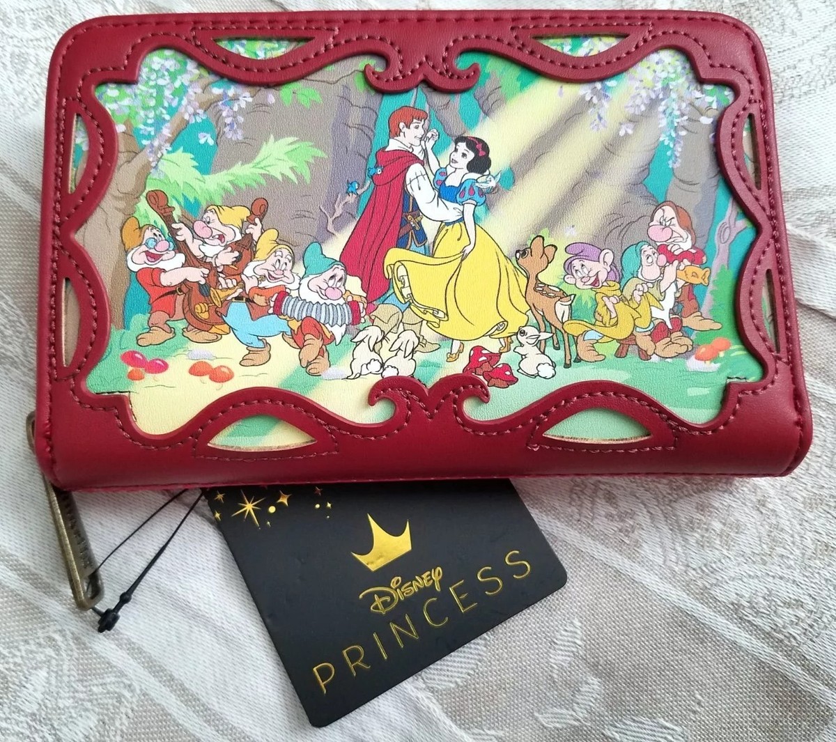 loungefly ディズニープリンセス 観覧車 ジップウォレット Disney × Loungefly ディズニープリンセス Manga Style お財布【