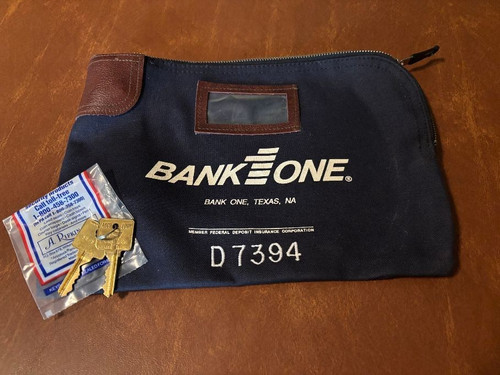 Bank One Texas (Bank1One) Blue Locking Deposit Bag with Keys (2)