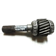 Used Splitter Box Input Shaft W/gear Fits New Holland Tv140 Tv145 86017726