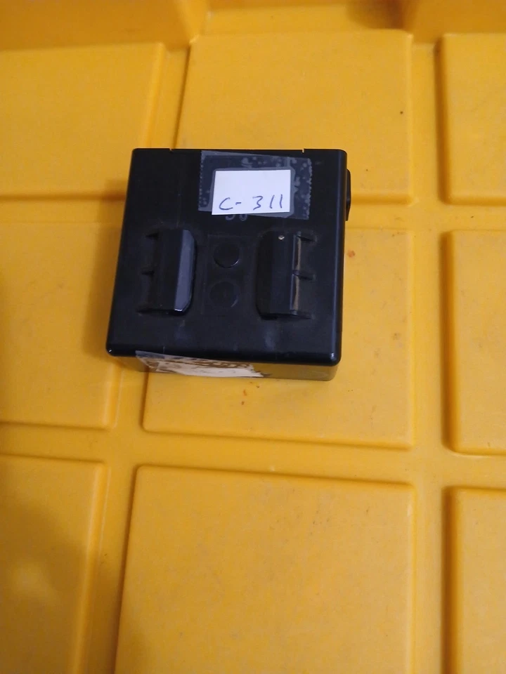 Módulo de control Toyota Echo 2001 Foto 2 de 3