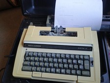 VINTAGE 1980 SMITH CORONA ELECTRA XT PORTABLE ELECTRIC TYPEWRITER TESTED WORKING thumbnail
