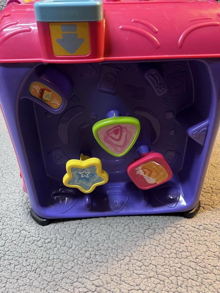 VTech 80505050 Ultimate Alphabet Activity Cube - Pink With Lights And Sound - Image 2 of 4