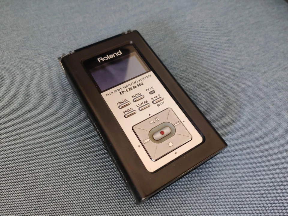 Roland MP3 RECORDER R-09HR DEFEKT 24 bit WAVE tragbarer Recorder FÜR BASTLER - Bild 4 von 4