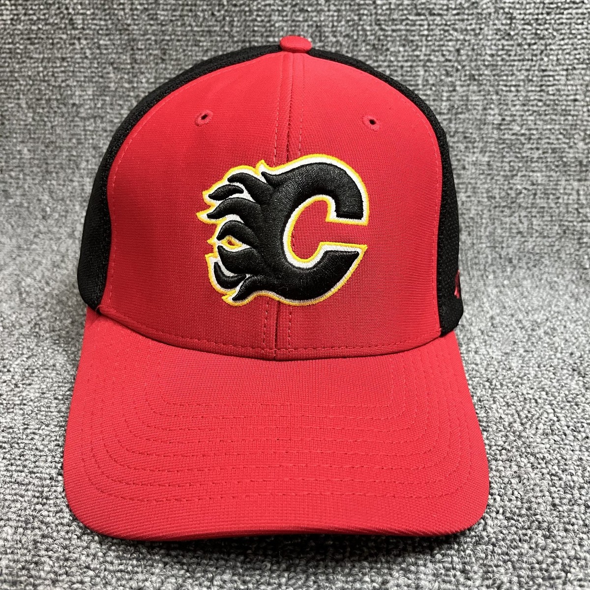 '47 Brand Calgary Flames NHL Baseball Cap Red Black Mesh Back New