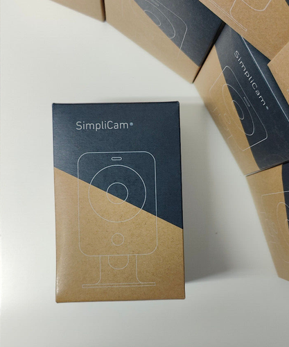 CLEARANCE!!! SimpliCam Indoor HD Wi-Fi Security Camera - SSCM1 BRAND NEW IN BOX - Picture 1 of 4