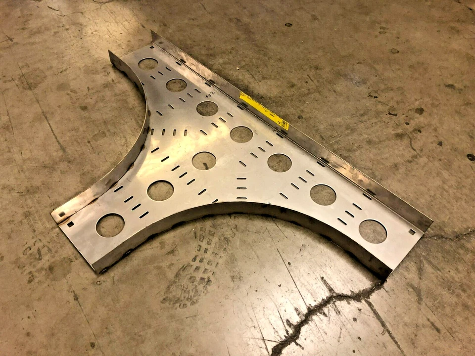 New Cooper B-Line SS6CC-06-HT12 Cable Tray Horizontal Tee Ventilated 6" Width 12 - Image 3 of 4