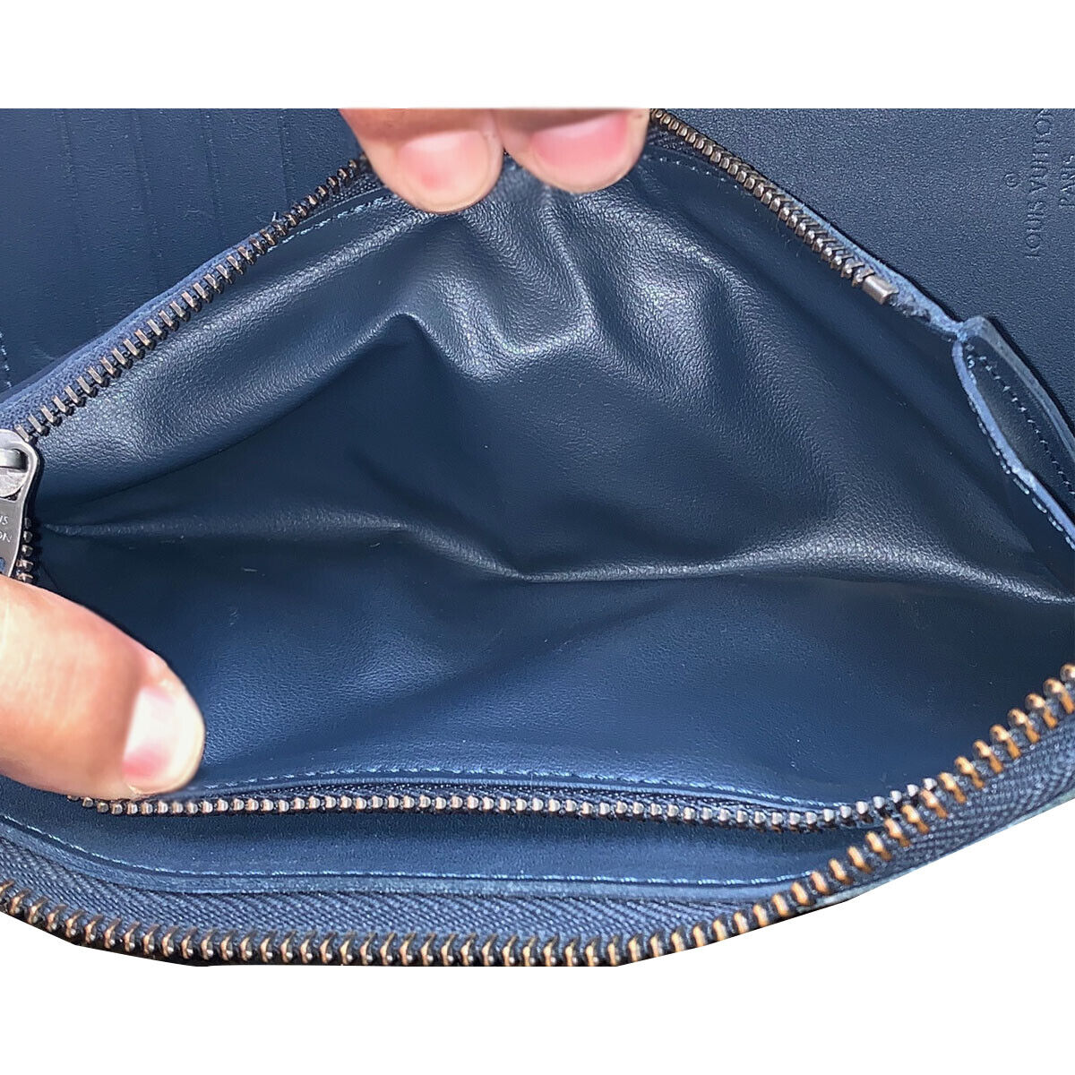 Louis Vuitton Zippy Navy Blue Damier Infini Leather Vertical ... s l1200