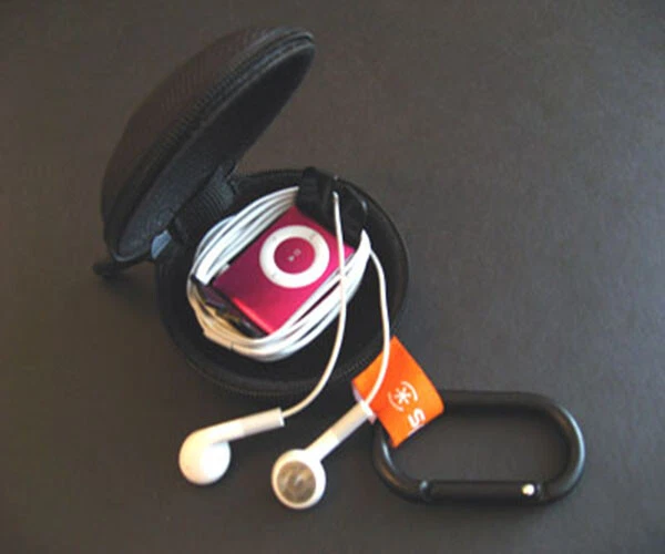 Estuche Speck Packet para Auriculares Intrauditivos Sony JBL Beats Bose Shure Airpods Negro Foto 3 de 3
