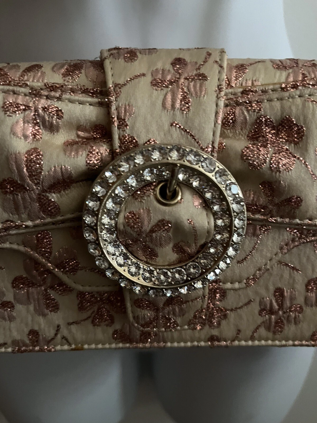 Borsa a tracolla Valentino 4 foglie quadrifoglio rosa zoppo grande chiusura strass nuova con etichetta