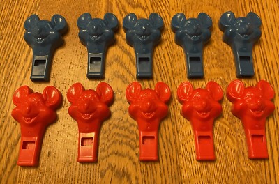 12 Chuck E Cheese 2017 Collectors Party Fun Whistle Set- Red & Blue 2.5''