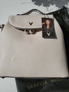 vanessa williams purse