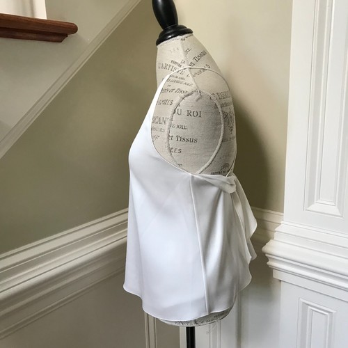 NWT Alice + Olivia Emmeline Tie Back Top Tank Womens Small Off White Halter New - Picture 10 of 13