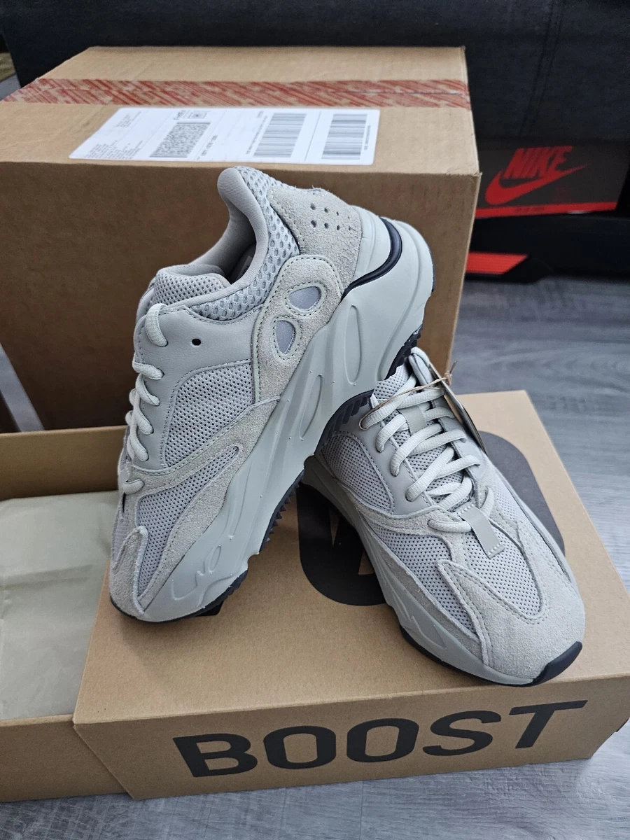 Size 5.5 adidas Yeezy Boost 700 V1 Salt