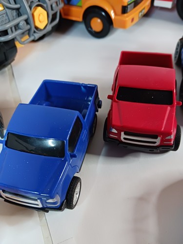 Childrens Cars And Trucks Lot Of 18 - Picture 7 of 14