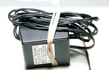 Quantum QB-26 Charger For Quantum Battery 1  3. Output 9v 500mA. Tested.