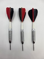 Vintage Unicorn Red/Black Feather Set Of Darts