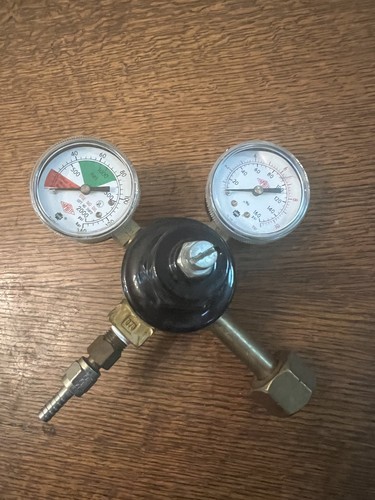 Taprite Fassco Premium Dual Gauge CO2 Tank Regulator Series 5740