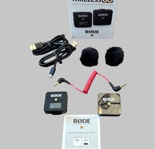 Rode Wireless Go Compact Microphone System with Lavalier Microphone- Black