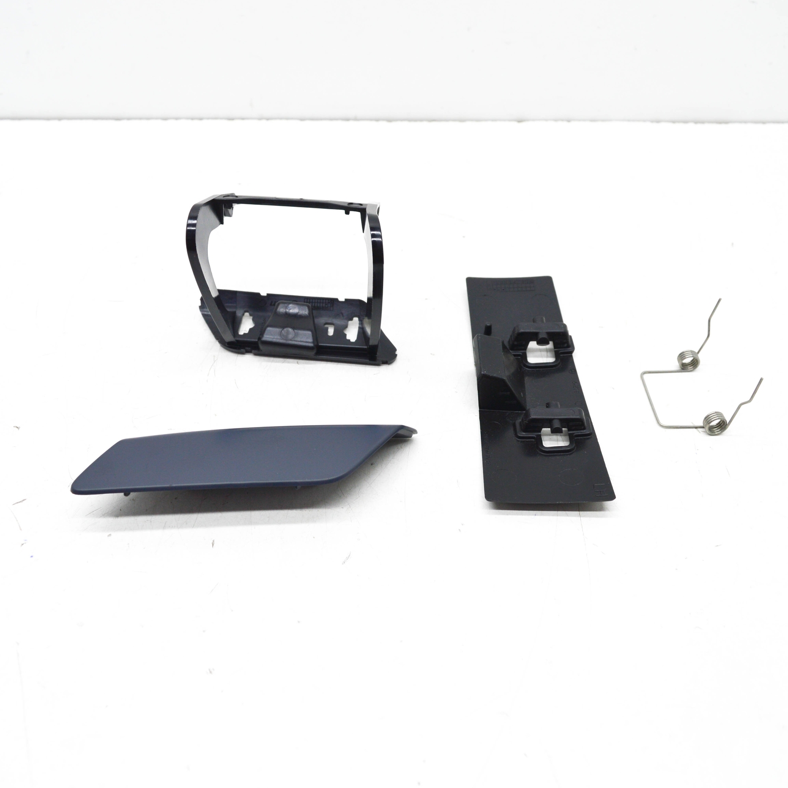 MERCEDES-BENZ GL-KLASSE X166 Scheinwerferwaschabdeckung links A16686000089999