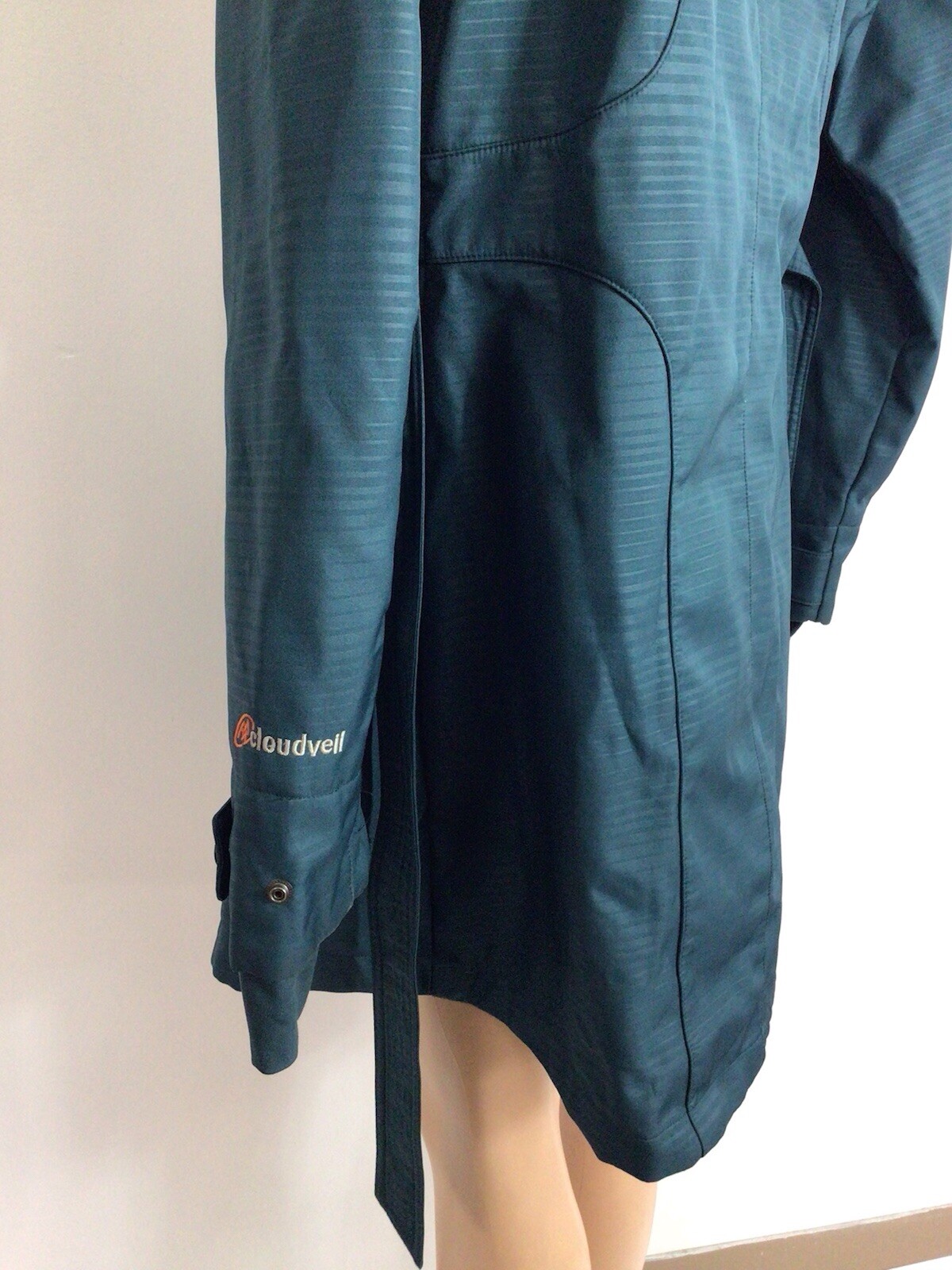 Cloudveil Jacket Coat Womens Medium - image 2