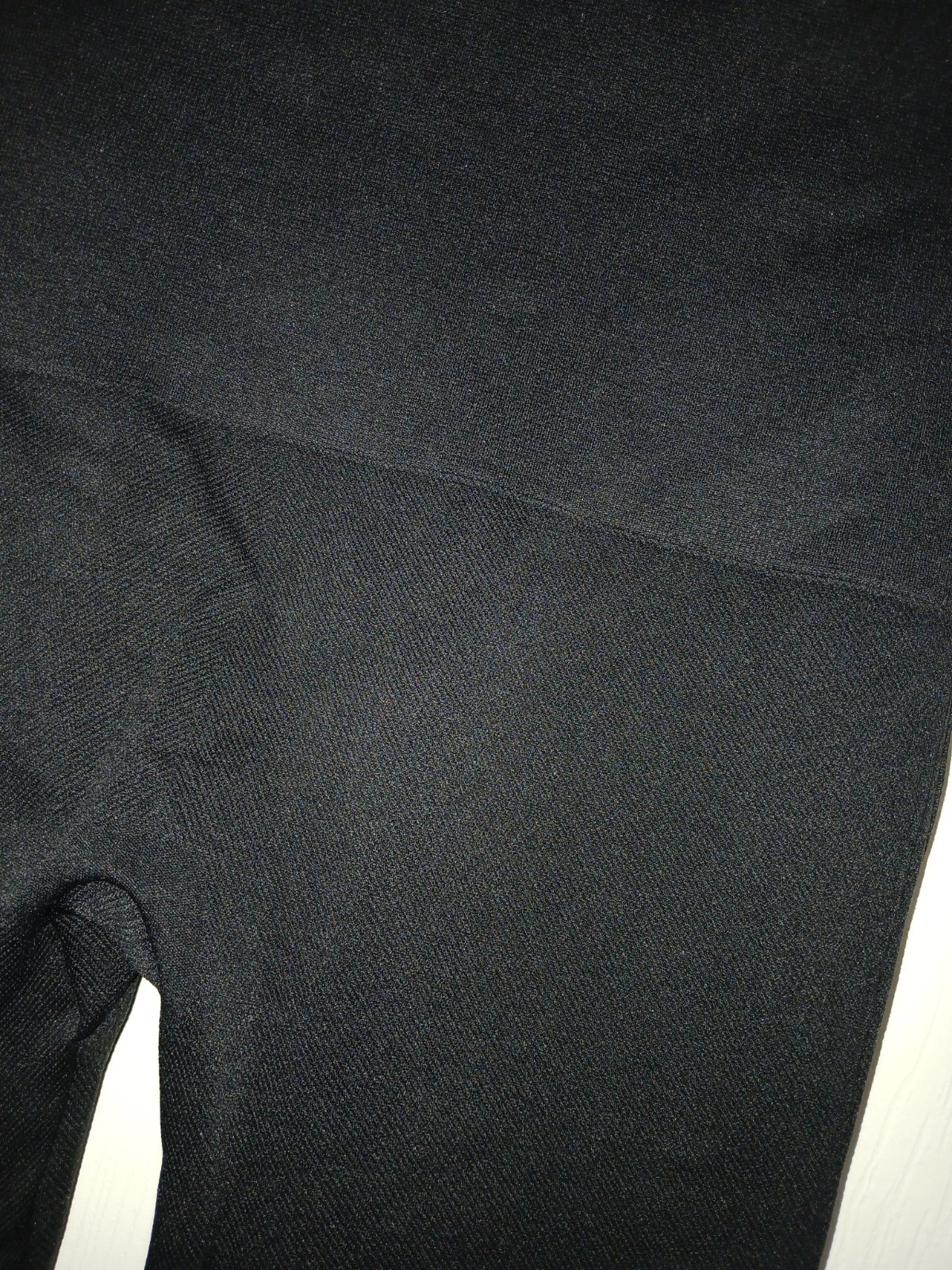 Spanx Women’s Medium Compression Legging Black St… - image 2