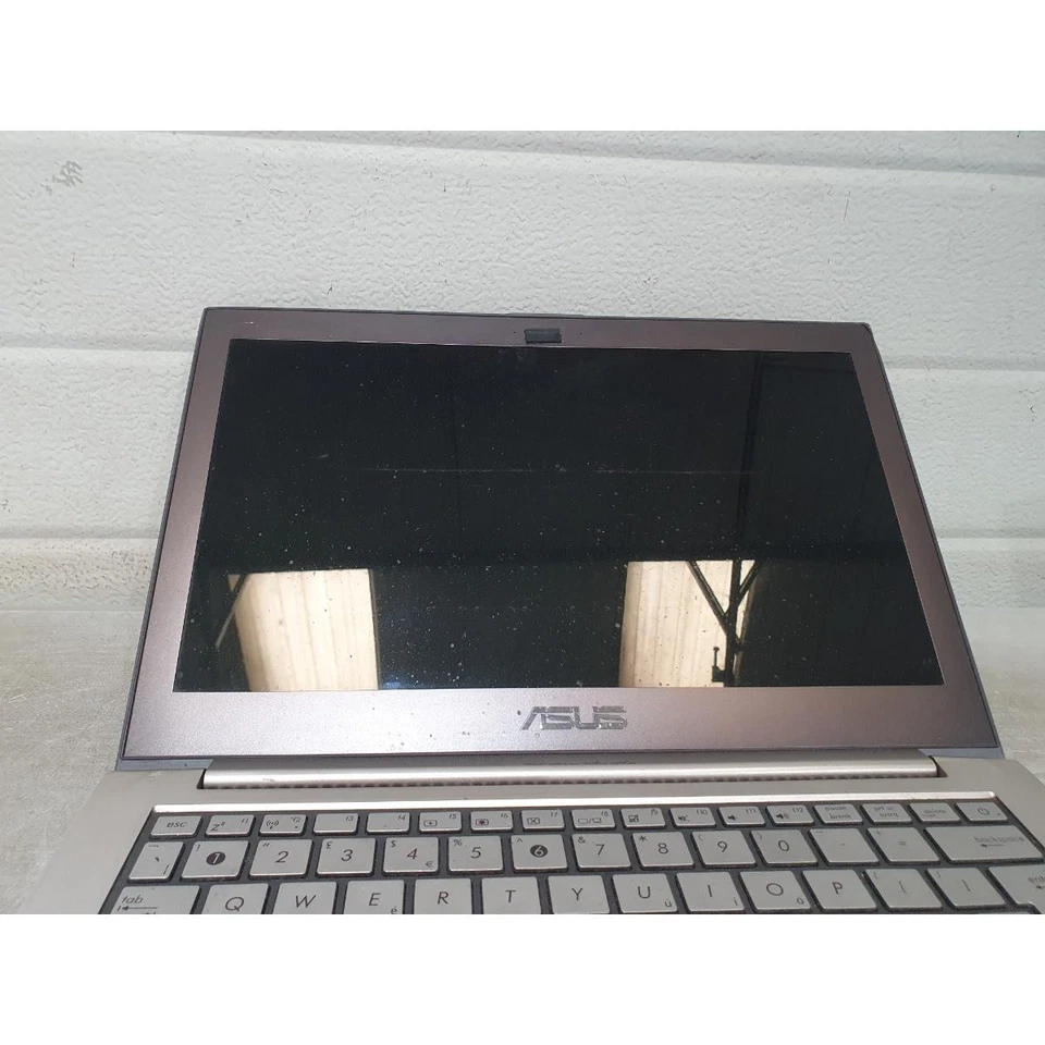 Asus Zenbook UX31E Laptop Silver 13.3" LED Intel Core i7 Windows 7 USB For Parts - Image 2 of 4