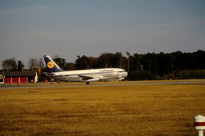 Dia D-ABHN Boeing 737-230(Adv) Lufthansa 21.09.1991 FRA 35mm gerahmt OP-K2-98